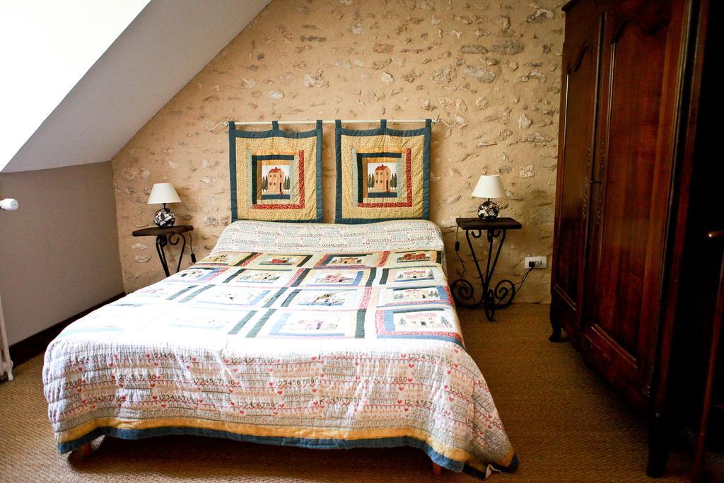 Bed and Breakfast Domaine De La Vallee Aux Pages Paray-Douaville Екстер'єр фото
